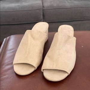 Beige slides